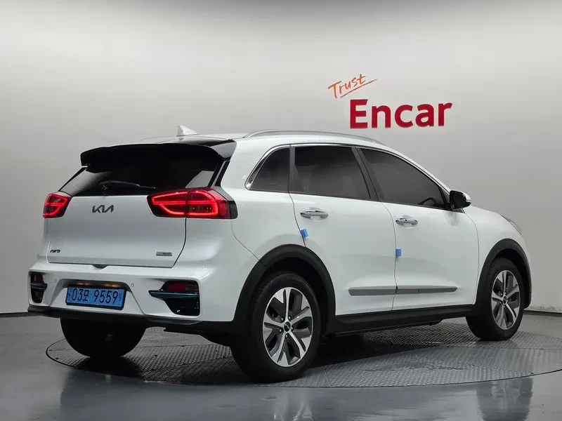 Kia Niro Ev Noblesse, снимка 2 - Автомобили и джипове - 55925979