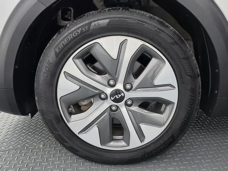 Kia Niro Ev Noblesse, снимка 5 - Автомобили и джипове - 55925979