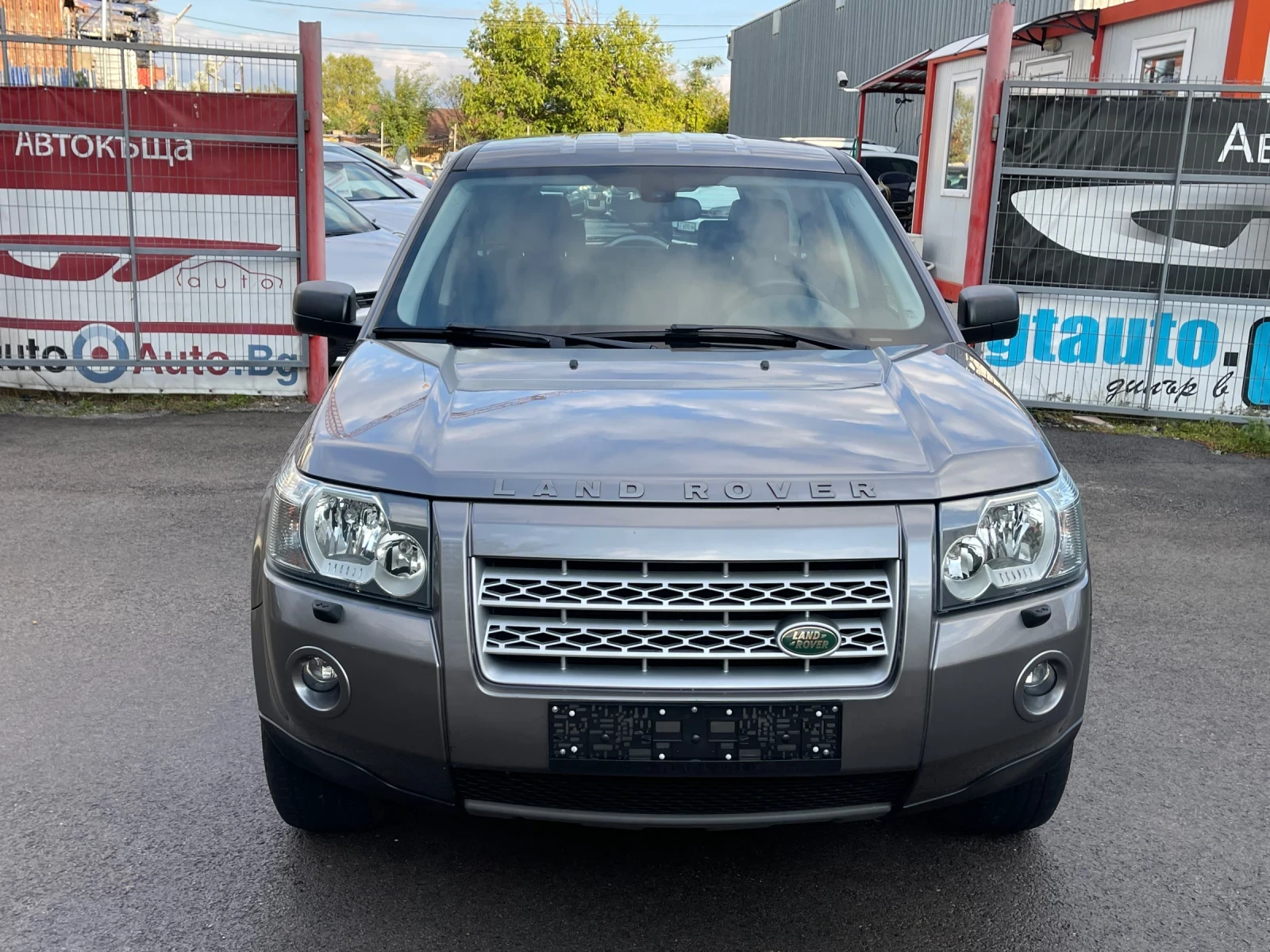 Land Rover Freelander II, 2.2 TD4 - S, 4x4, 172000 Км 100% Реални - изображение 3