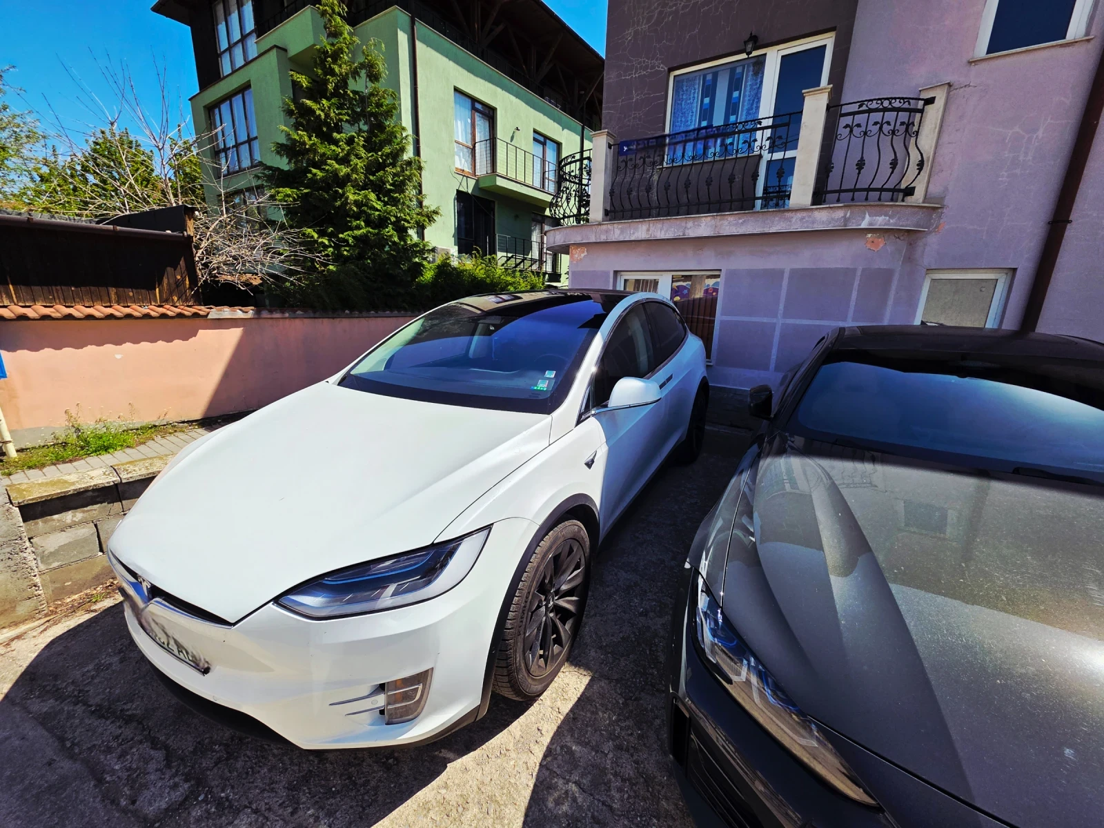 Tesla Model X 75D  - изображение 3