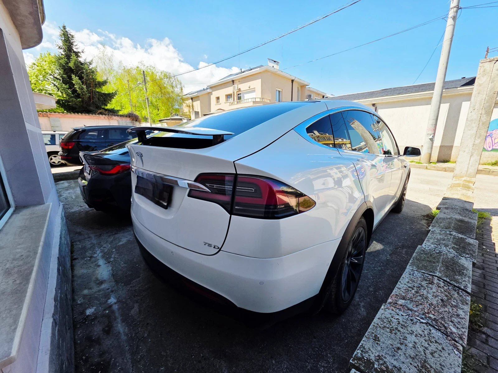 Tesla Model X 75D  - изображение 5