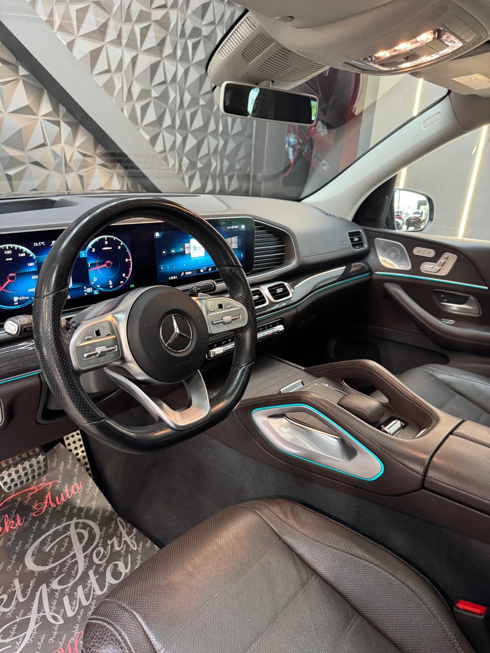 Mercedes-Benz GLS 400 d 4 MATIC AMG  * 6+ 1 * FULL Екстри * BURMESTER *  - изображение 10