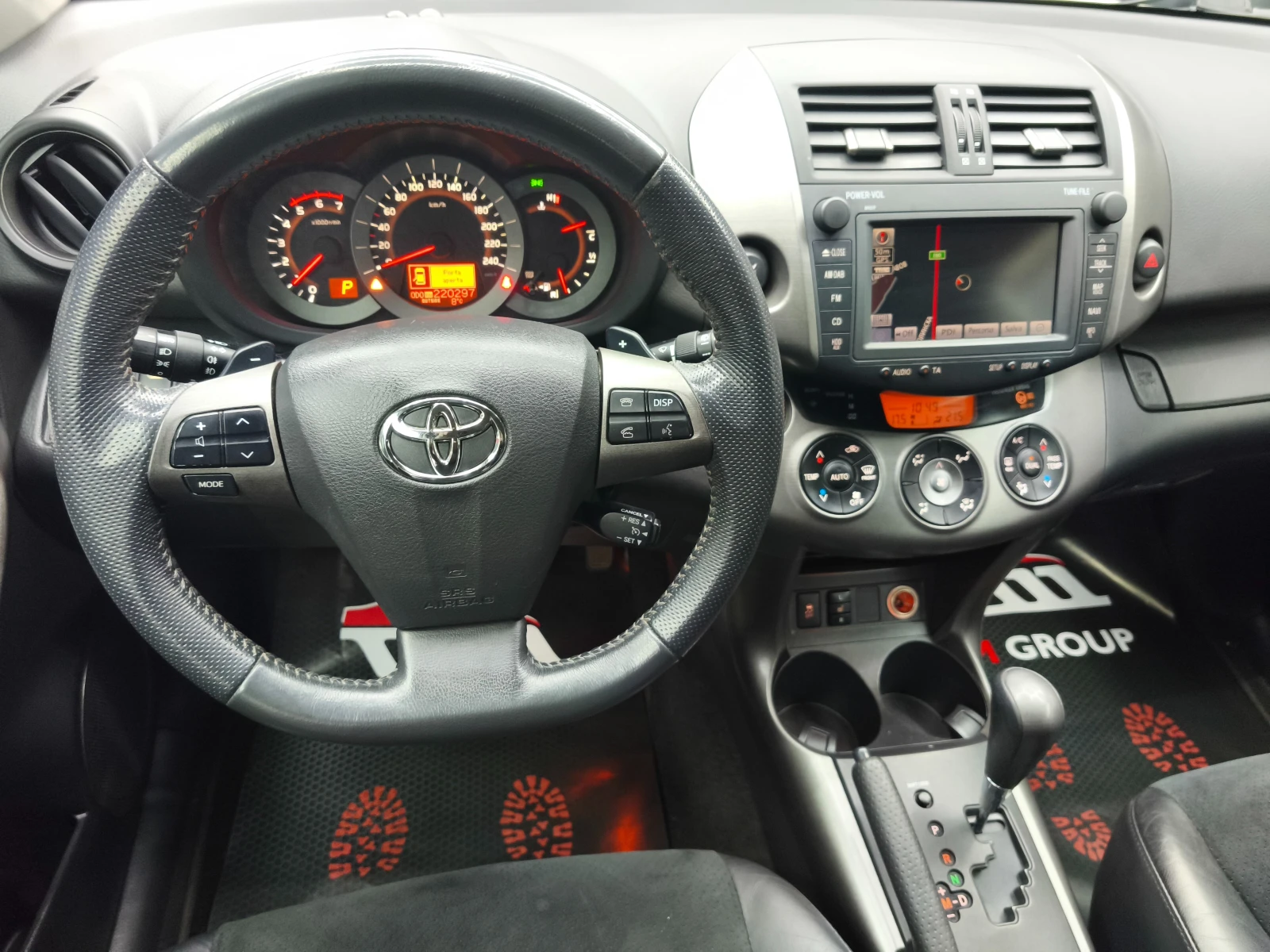 Toyota Rav4 2.2D 150k.c Automatic 4x4 Crossover , снимка 12 - Автомобили и джипове - 53864564
