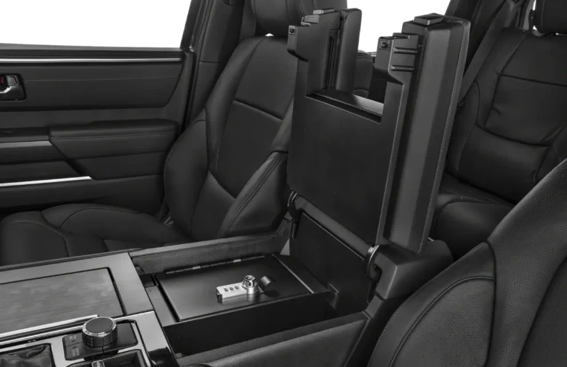 Toyota Tundra PLATINUM* HEAD UP* COOLED&HEATED SEATS* LANE ASSIS, снимка 13 - Автомобили и джипове - 53965718