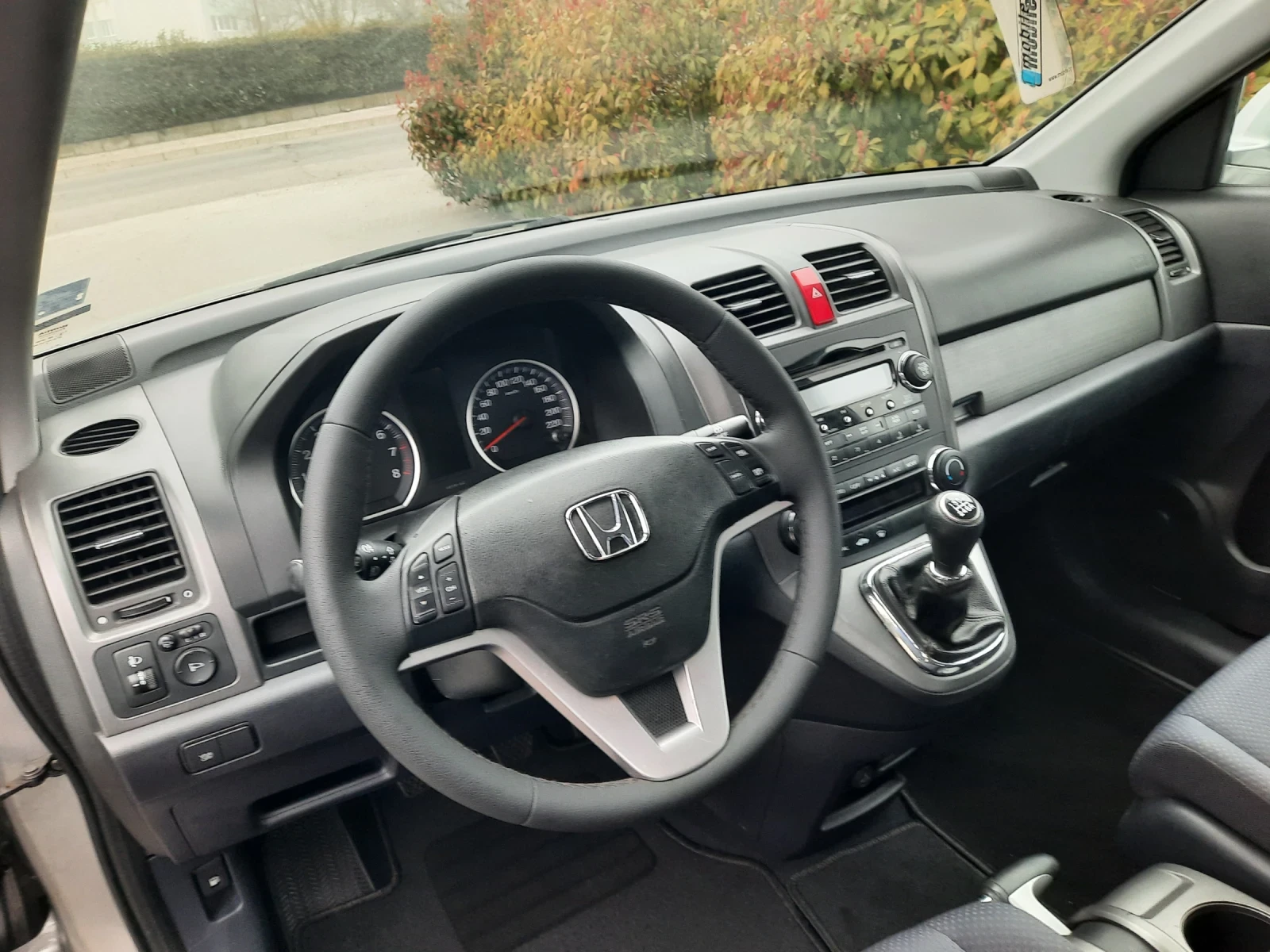 Honda Cr-v 2.0i 150 к.с., снимка 9 - Автомобили и джипове - 53999618
