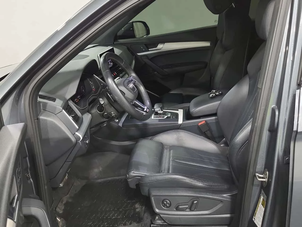 Audi Q5 * PROGRESSIV * PANO * ПОДГРЕВИ * CARFAX, снимка 5 - Автомобили и джипове - 54108799