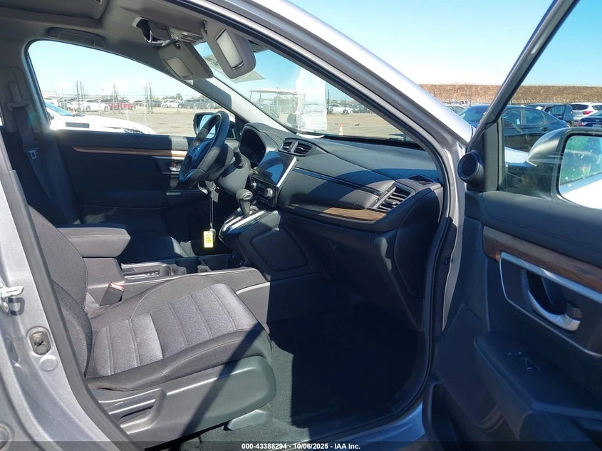 Honda Cr-v 1.5l 2Wd Ex, снимка 5 - Автомобили и джипове - 54331426