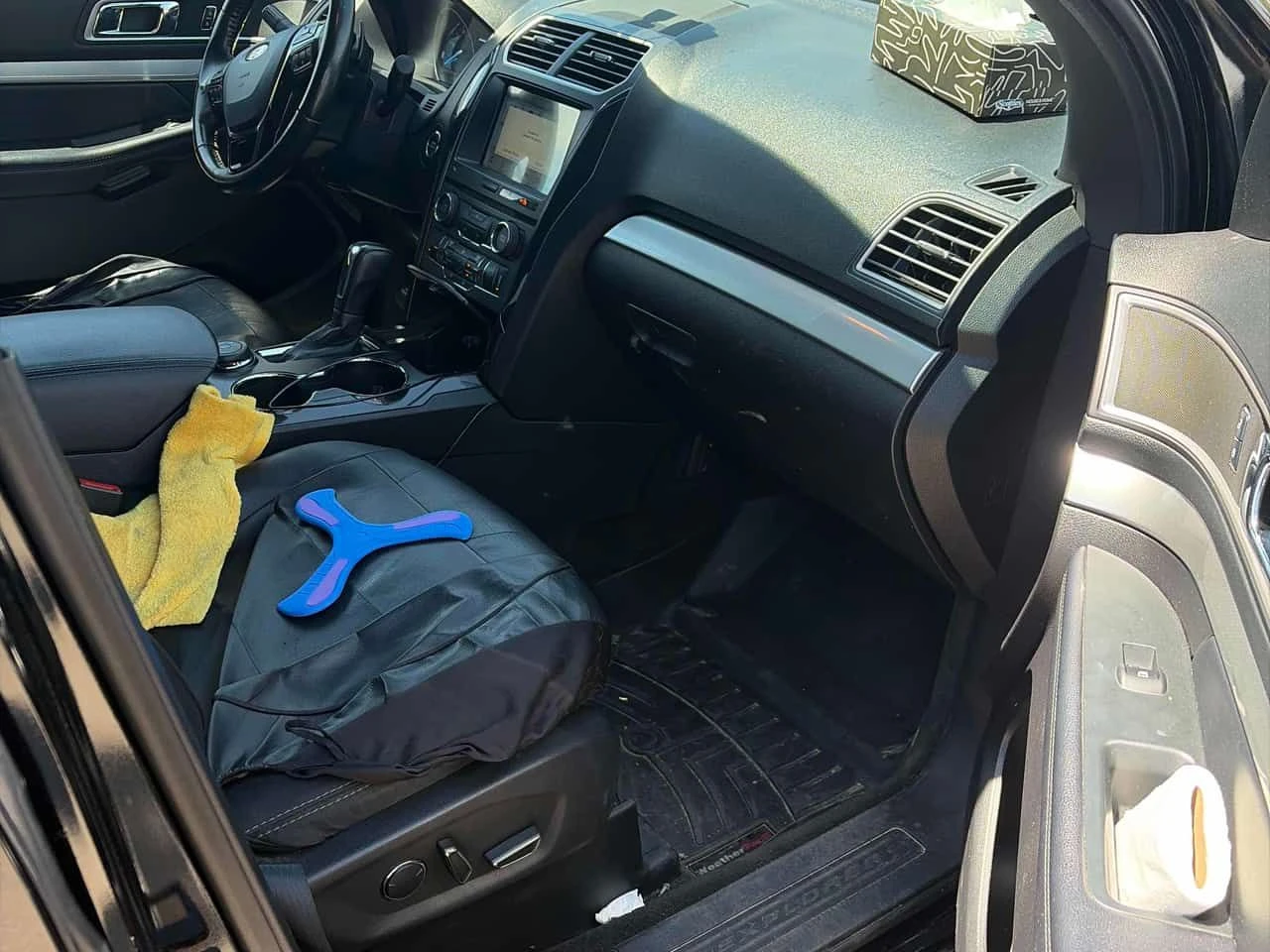 Ford Explorer * XLT * CARFAX * ПОДГРЕВИ * KEYLESS * АВТОКРЕДИТ, снимка 15 - Автомобили и джипове - 54755558