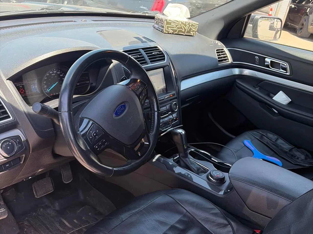 Ford Explorer * XLT * CARFAX * ПОДГРЕВИ * KEYLESS * АВТОКРЕДИТ, снимка 10 - Автомобили и джипове - 54755558