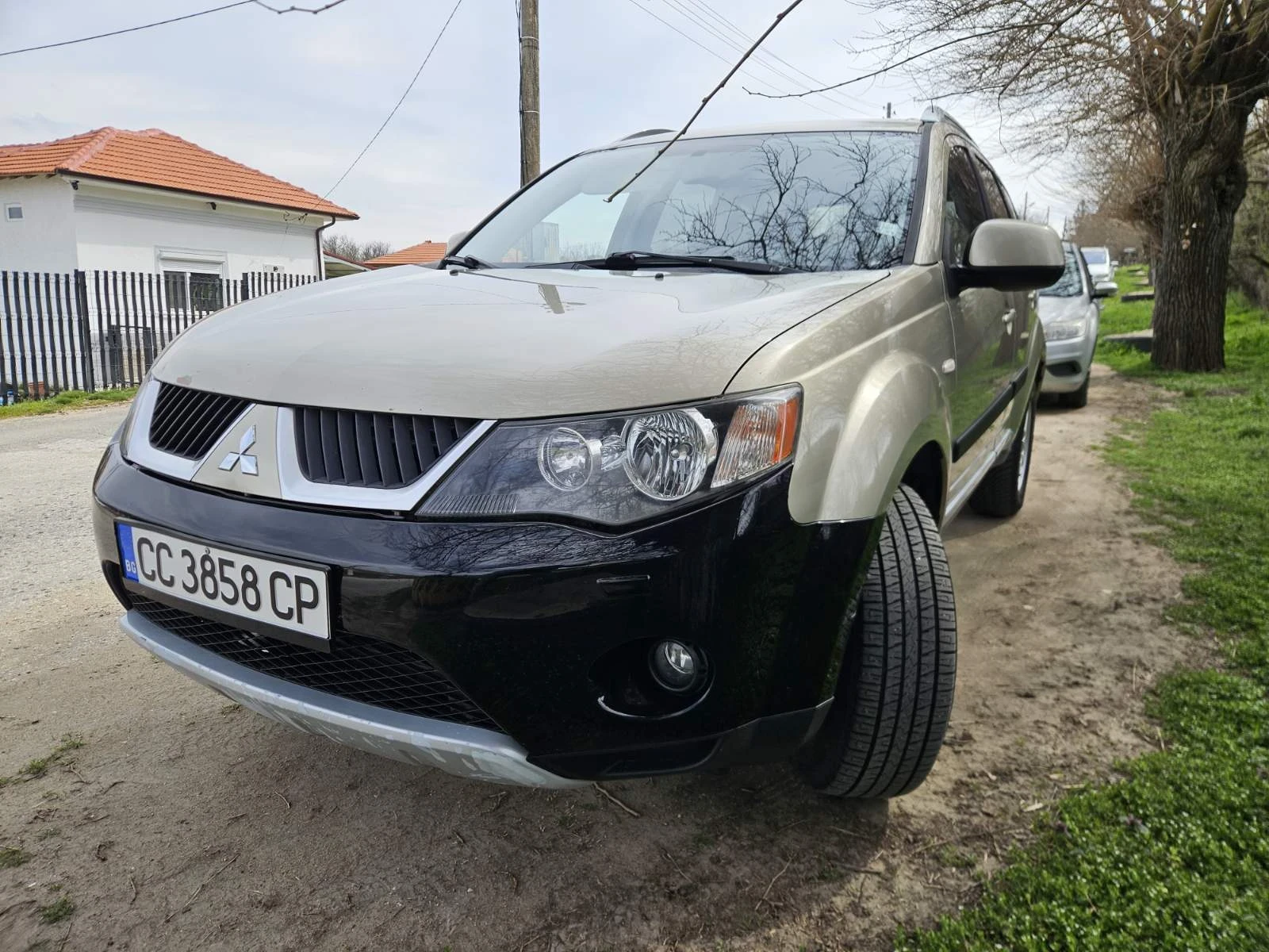 Mitsubishi Outlander 2.4
