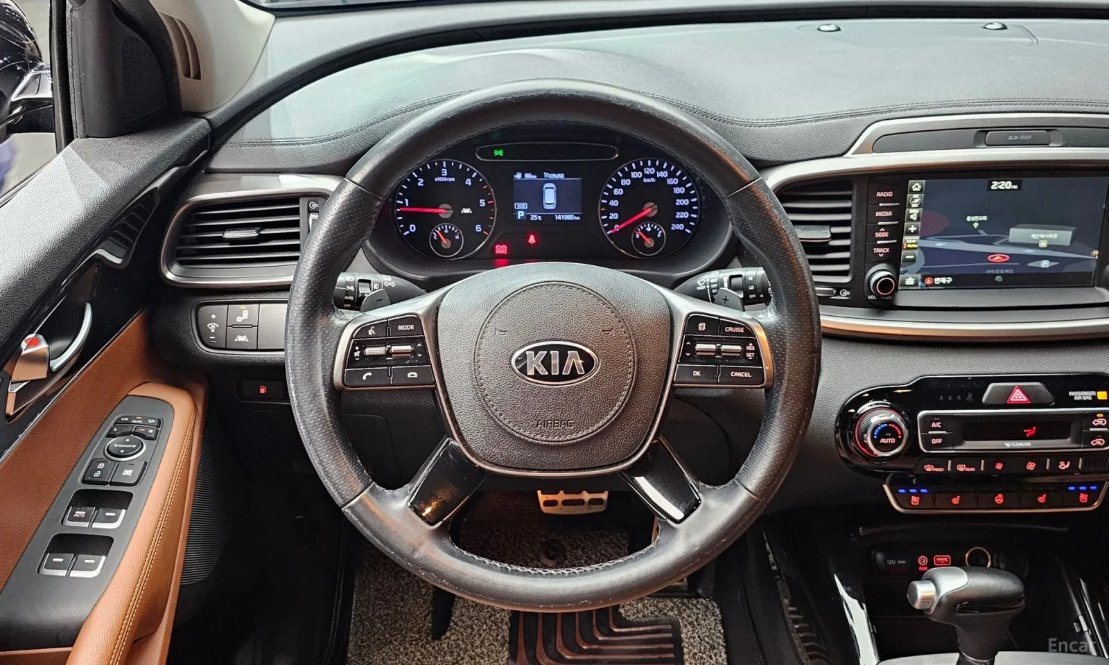Kia Sorento, снимка 13 - Автомобили и джипове - 55219264
