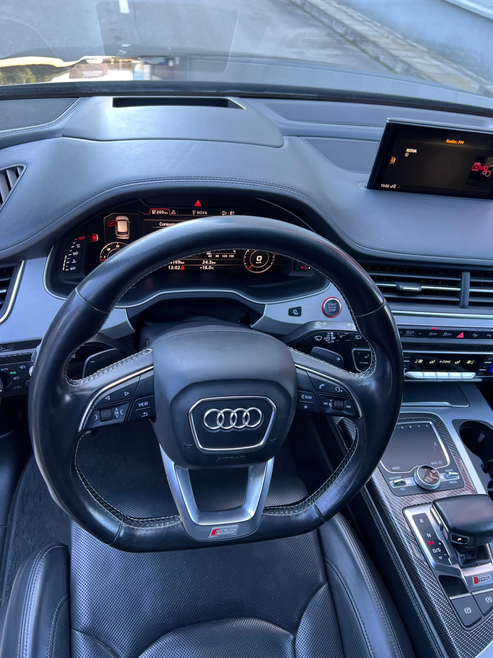 Audi SQ7 EXCLUSIVE/BOSE/CARBON/MATRIX/7M/MASSAGE/ВАКУУМ/ПАН, снимка 10 - Автомобили и джипове - 56171174