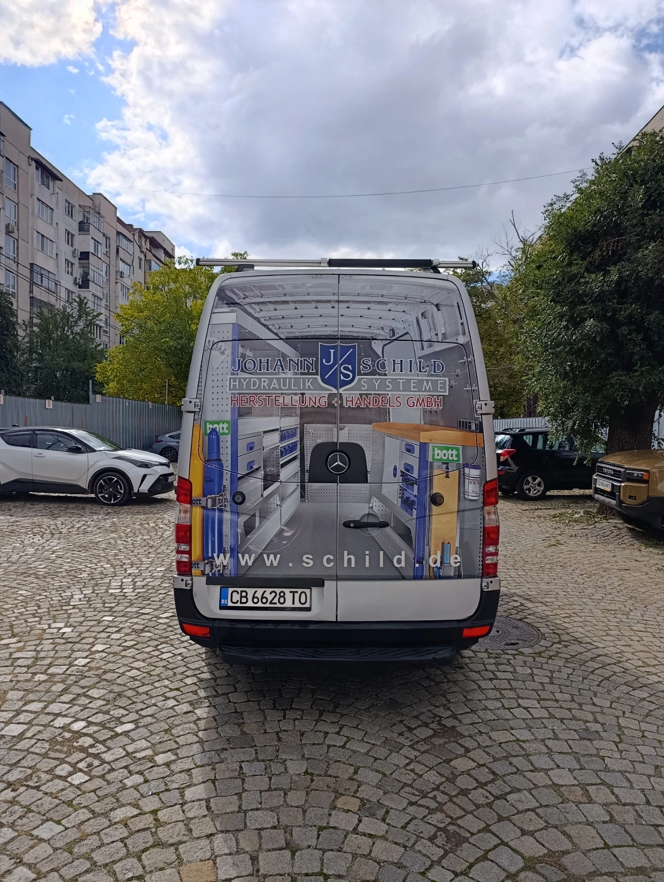 Mercedes-Benz 316 2.2 - изображение 5