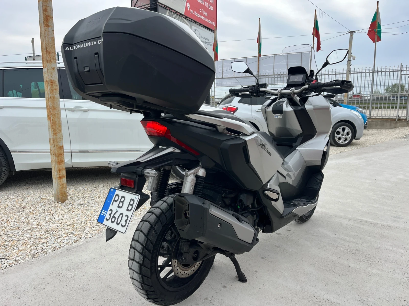 Honda X-ADV 350, 2023, key less, abs, tcs, 23000km - изображение 3