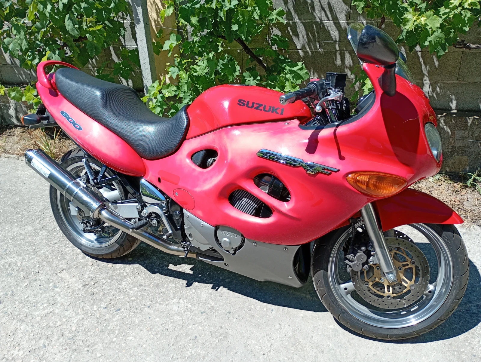 Suzuki Katana