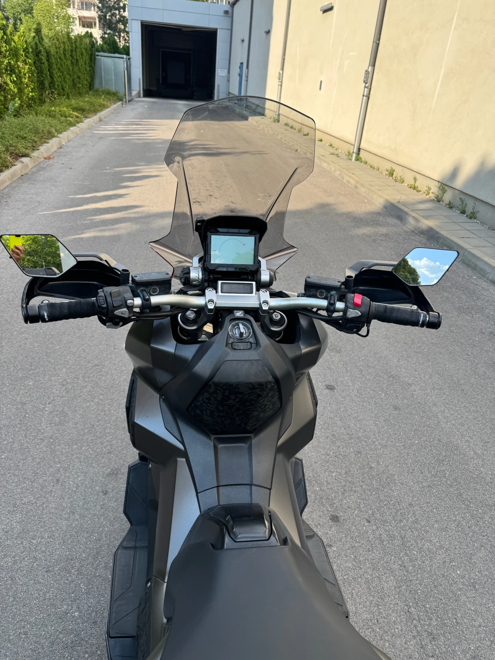 Honda X-ADV 750cc 28 000km Перфектен Обслужен, снимка 14 - Мотоциклети и мототехника - 55903858