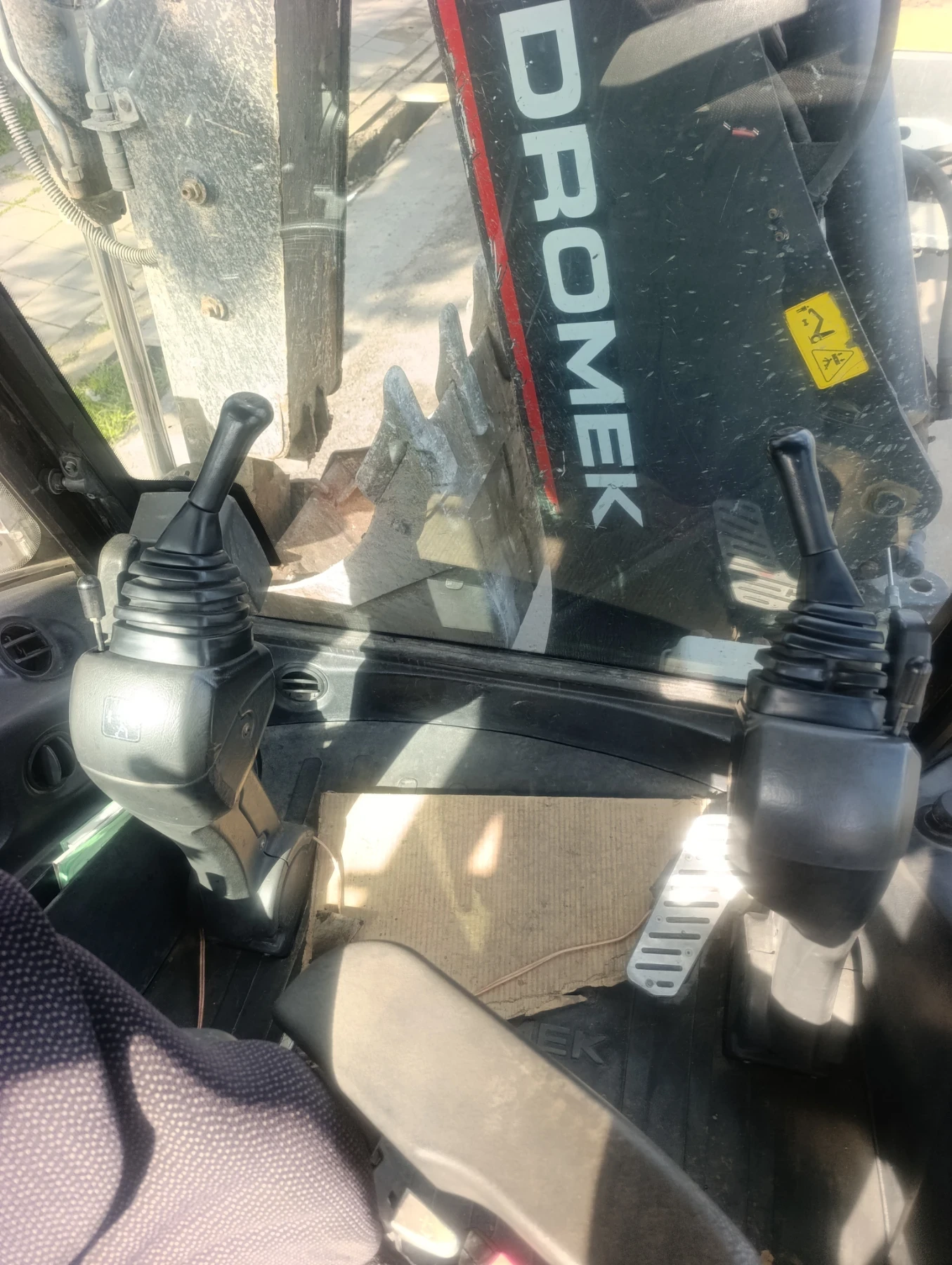 Багер Hidromek 102B - изображение 5