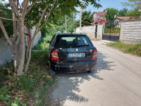 Skoda Fabia, снимка 3 - Автомобили и джипове - 45835485