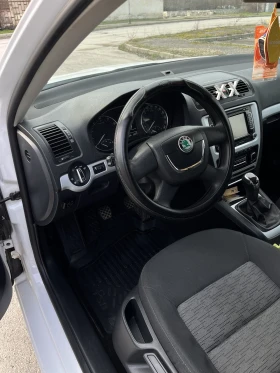 Skoda Octavia Газово - 5800 € / 11343.81 лв. - 67280701 7