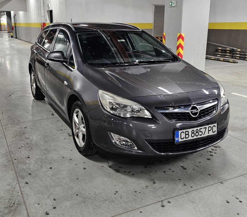 Opel Astra 1.7CDTI, снимка 3 - Автомобили и джипове - 46263310