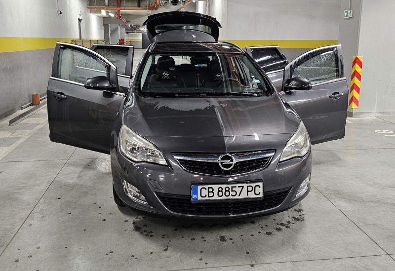 Opel Astra 1.7CDTI, снимка 1 - Автомобили и джипове - 46263310