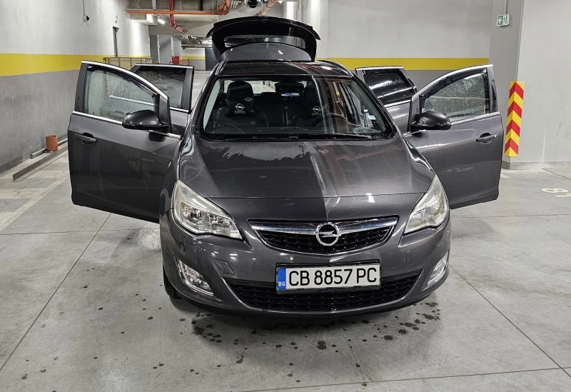 Opel Astra 1.7CDTI, снимка 1 - Автомобили и джипове - 46887643