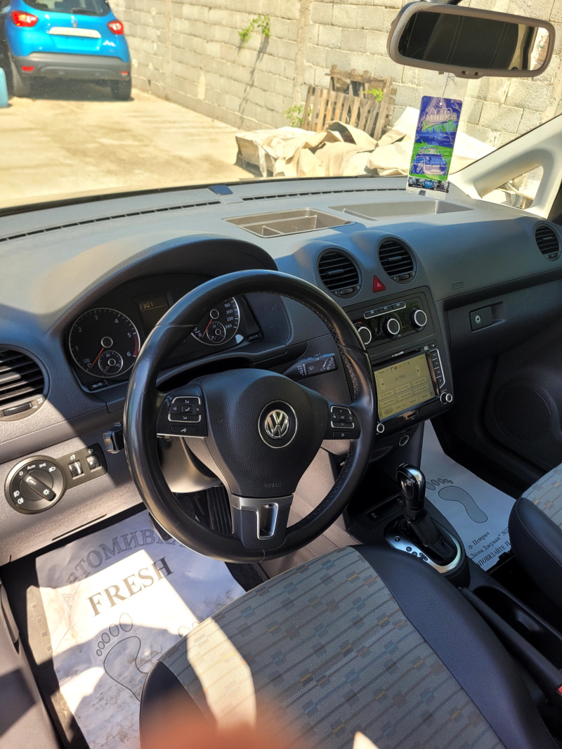 VW Caddy Товарно, снимка 8 - Автомобили и джипове - 47060206