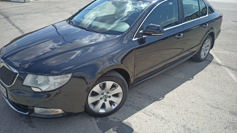 Skoda Superb, снимка 3 - Автомобили и джипове - 47160701