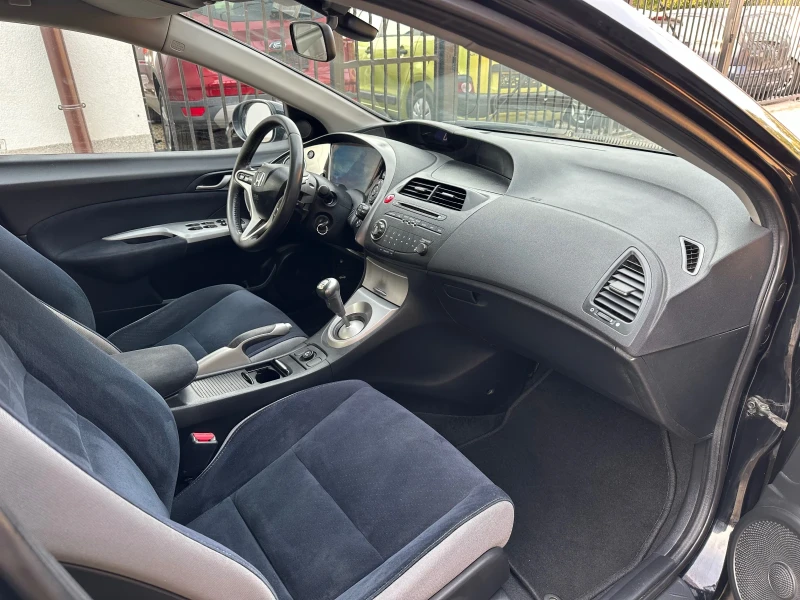 Honda Civic 2.2-ДИЗЕЛ-171к.с, снимка 10 - Автомобили и джипове - 47751374