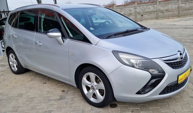 Opel Zafira 1.6i ecofuel, снимка 3 - Автомобили и джипове - 49590740