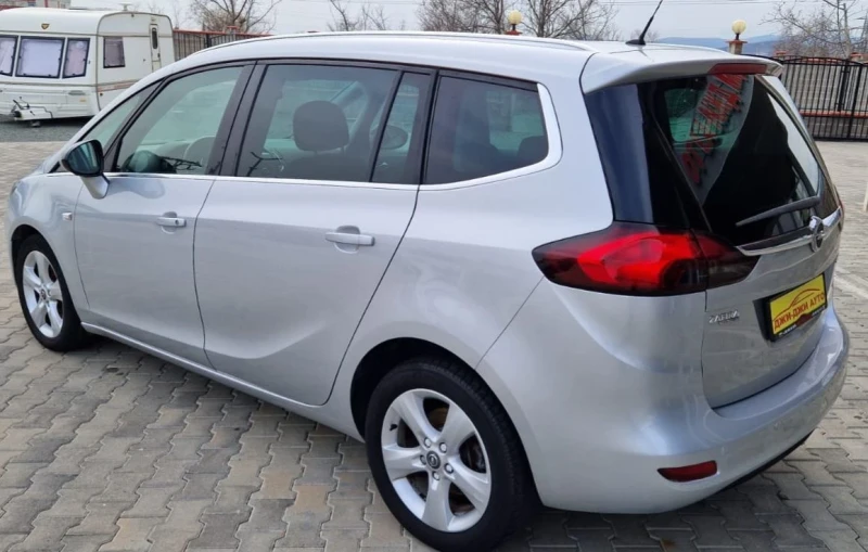 Opel Zafira 1.6i ecofuel, снимка 4 - Автомобили и джипове - 49590740