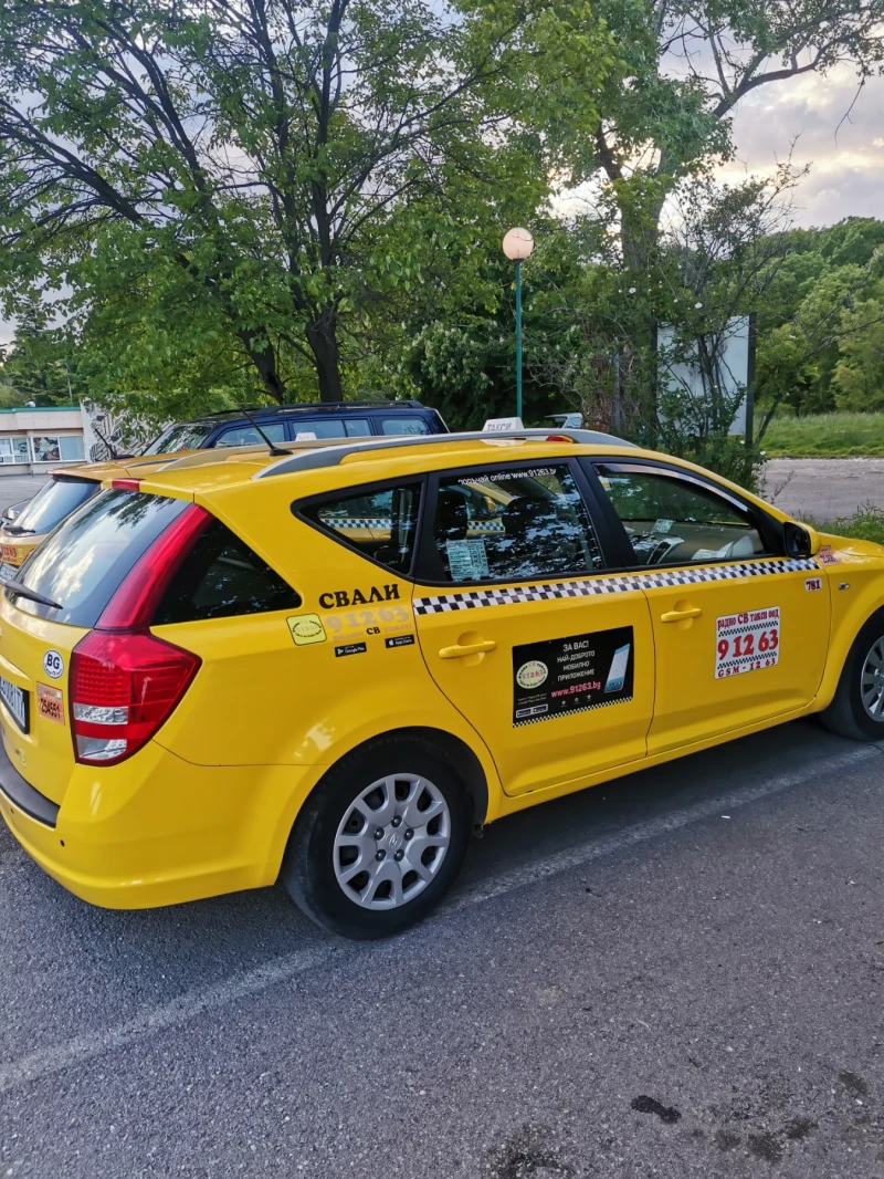 Kia Ceed, снимка 2 - Автомобили и джипове - 51983365