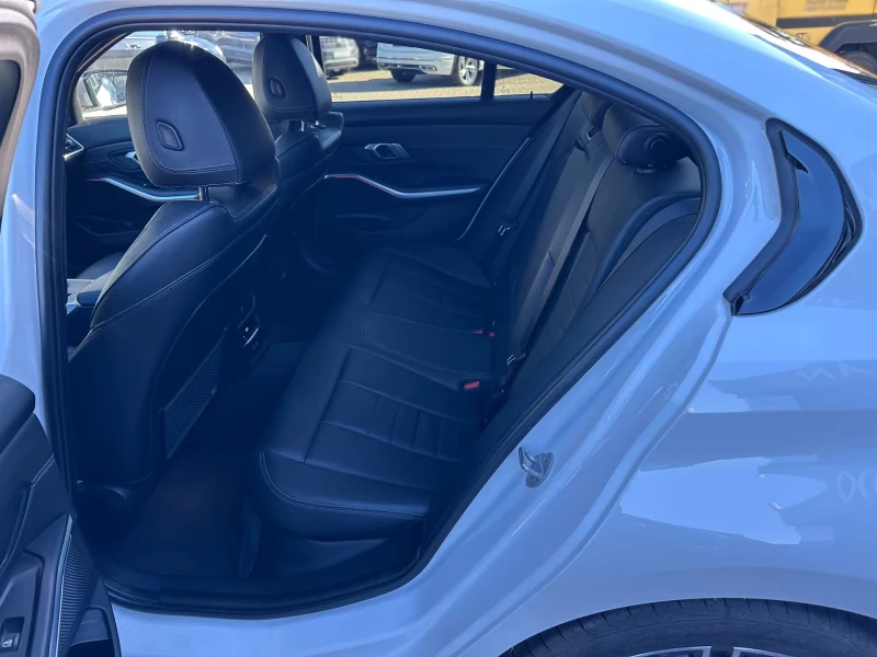 BMW 340 M/xDRIVE/374HP/HUD/CAM/ACC/CARPLAY/MEMO/LASER/855f, снимка 16 - Автомобили и джипове - 52166369