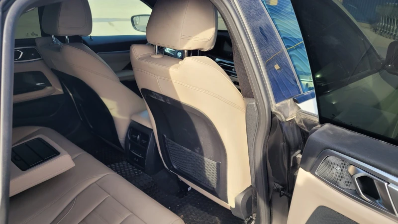 BMW i4 40M, снимка 5 - Автомобили и джипове - 52356038