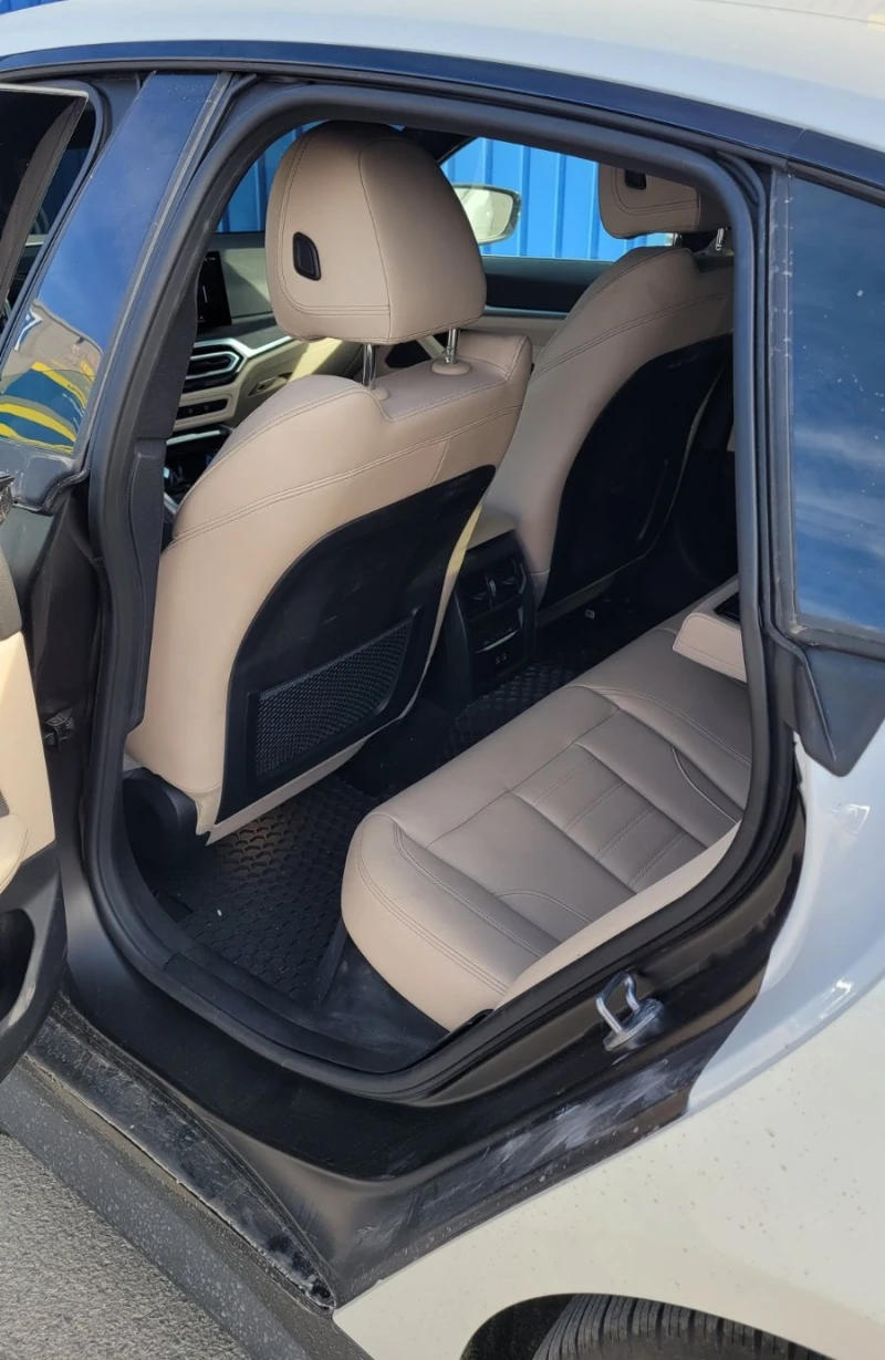 BMW i4 40M, снимка 7 - Автомобили и джипове - 52356038