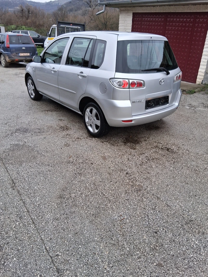 Mazda 2 1.4i, снимка 5 - Автомобили и джипове - 52695429