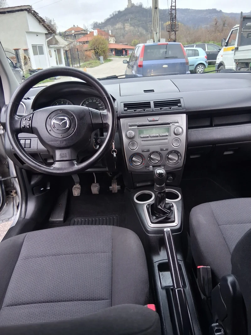Mazda 2 1.4i, снимка 10 - Автомобили и джипове - 52695429