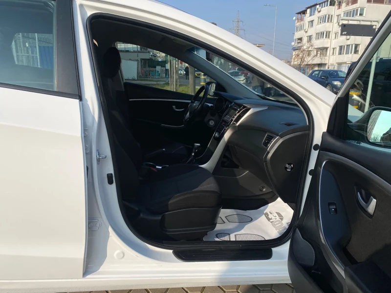 Hyundai I30 1.4i/EU.5B, снимка 11 - Автомобили и джипове - 52876806