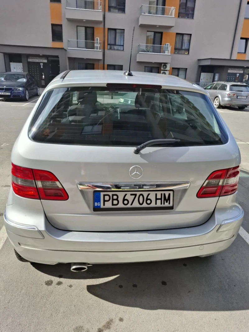 Mercedes-Benz B 180, снимка 6 - Автомобили и джипове - 53171479