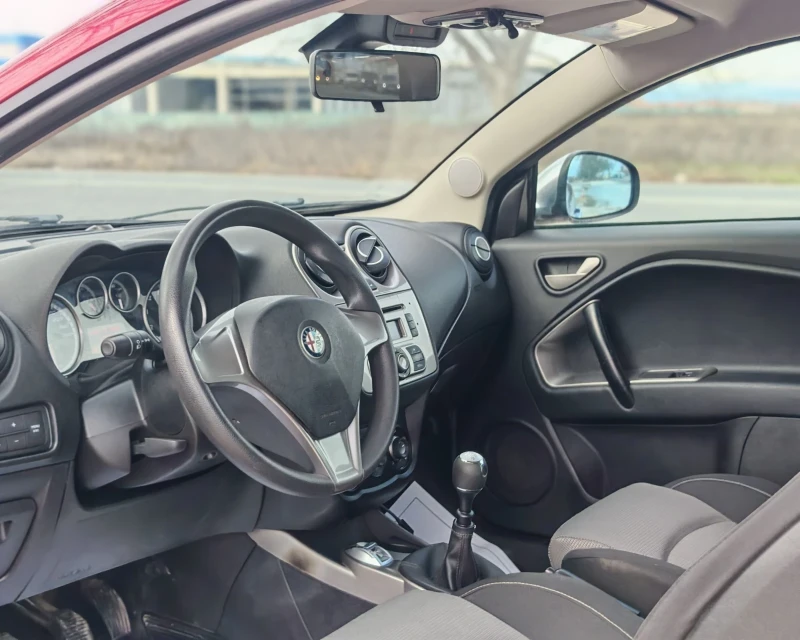 Alfa Romeo MiTo 1.4 БЕНЗИН 120 К.С. ГАЗ! КАТО НОВА! БЕЗ АНАЛОГ , снимка 8 - Автомобили и джипове - 53288028