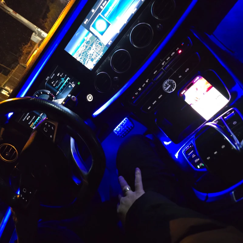 Mercedes-Benz E 220 2.2 - 51000 лв. - 64907044 | Car24.bg