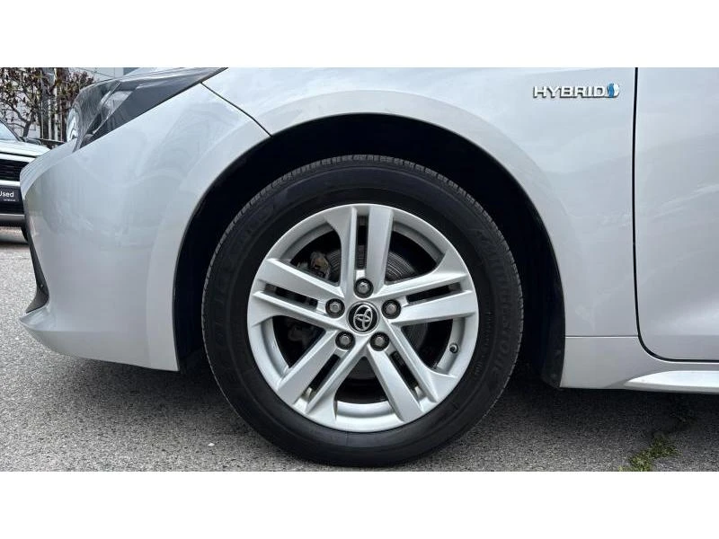 Toyota Corolla TS 1.8HSD EXECUTIVE, снимка 16 - Автомобили и джипове - 54619107