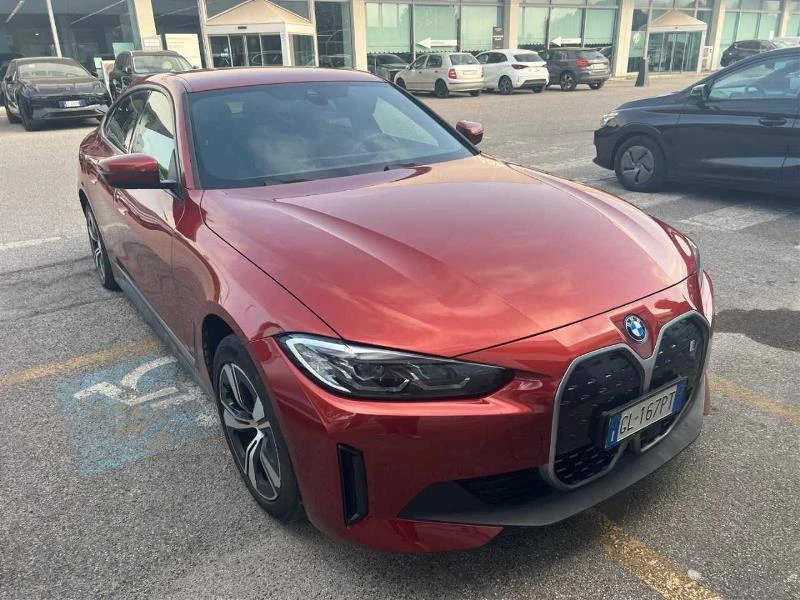 BMW i4 eDrive40 | LED| 62х. км!!!| 84kWh| Очакван Внос!!!, снимка 2 - Автомобили и джипове - 56255188
