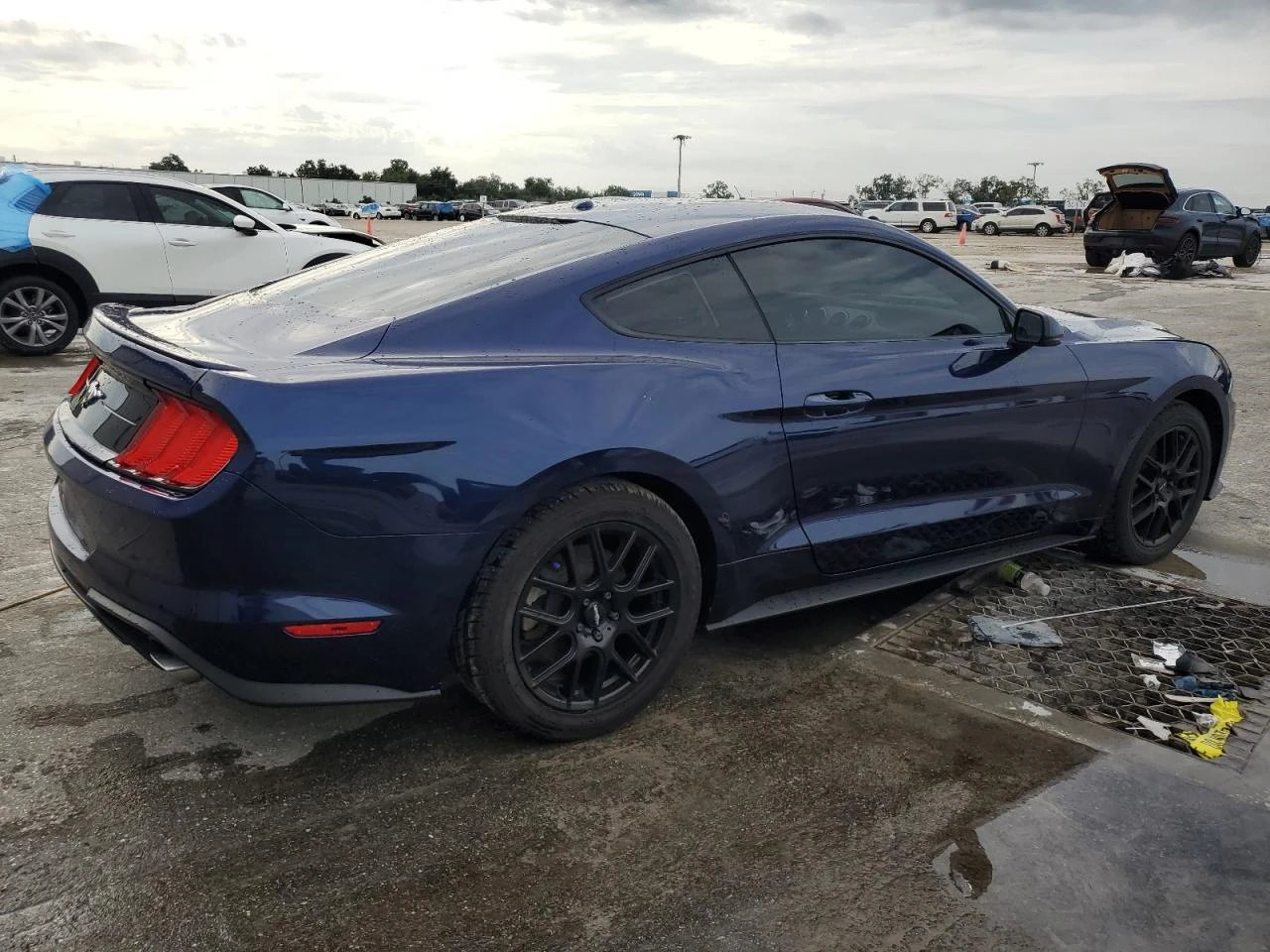 Ford Mustang 2.3 ECOBOOST PREMIUM/ NAVI/ DIGITAL / КОЖА  - изображение 4