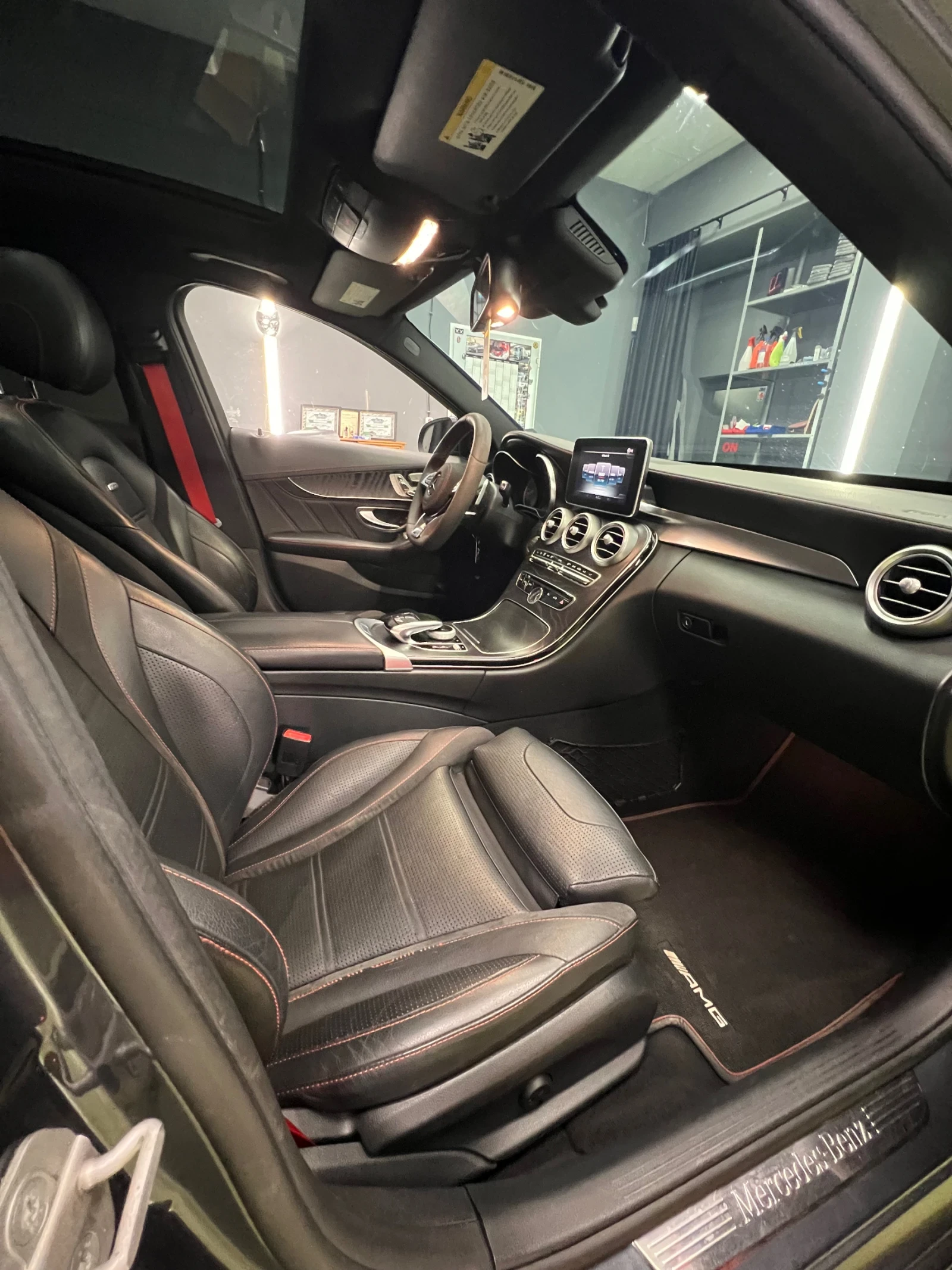 Mercedes-Benz C 43 AMG  - изображение 5