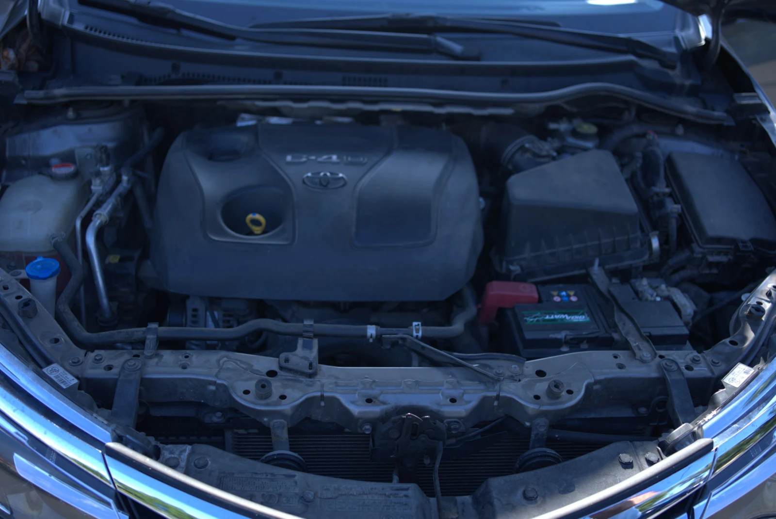 Toyota Corolla  - изображение 10