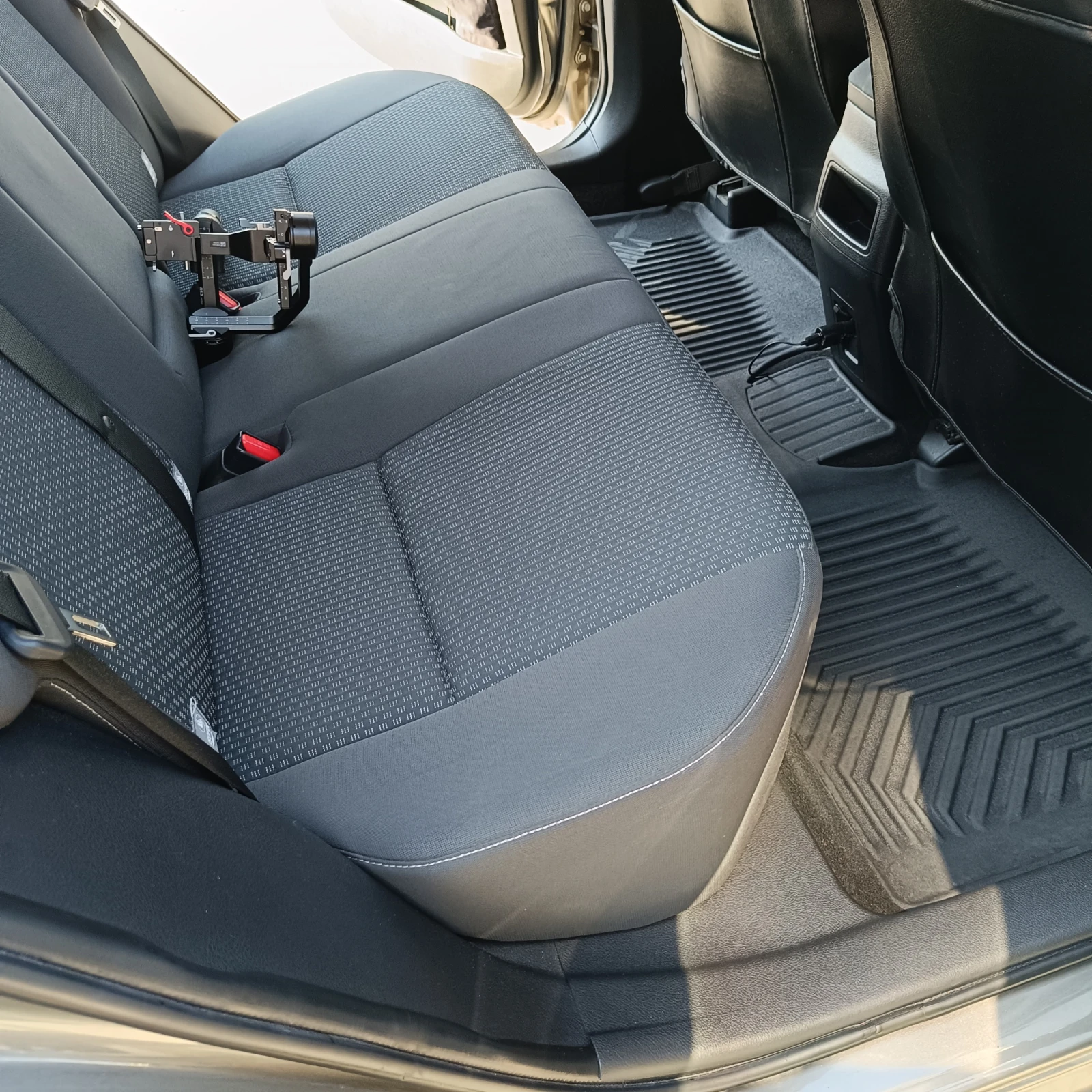 Toyota Corolla  - изображение 8