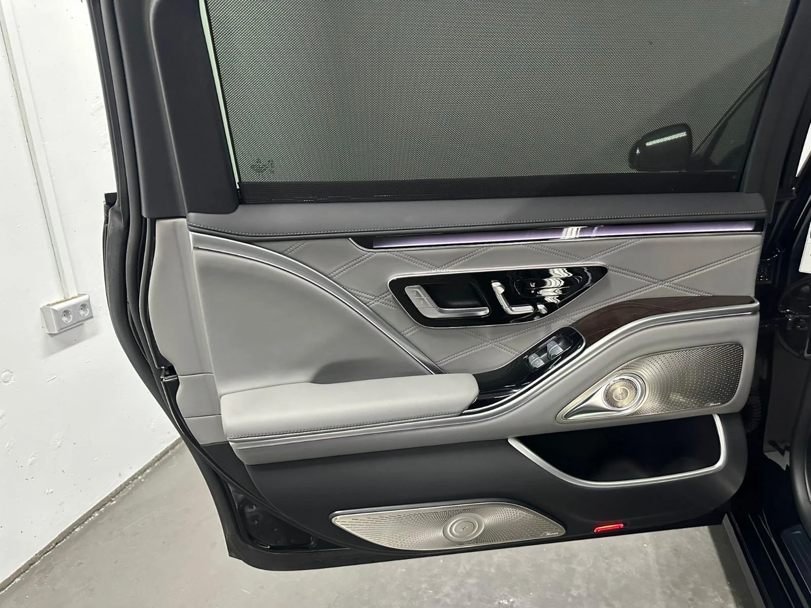 Mercedes-Benz S 580 MAYBACH 4-MATIC FIRST-CLASS BURMESTER 4D TV PANO - изображение 10