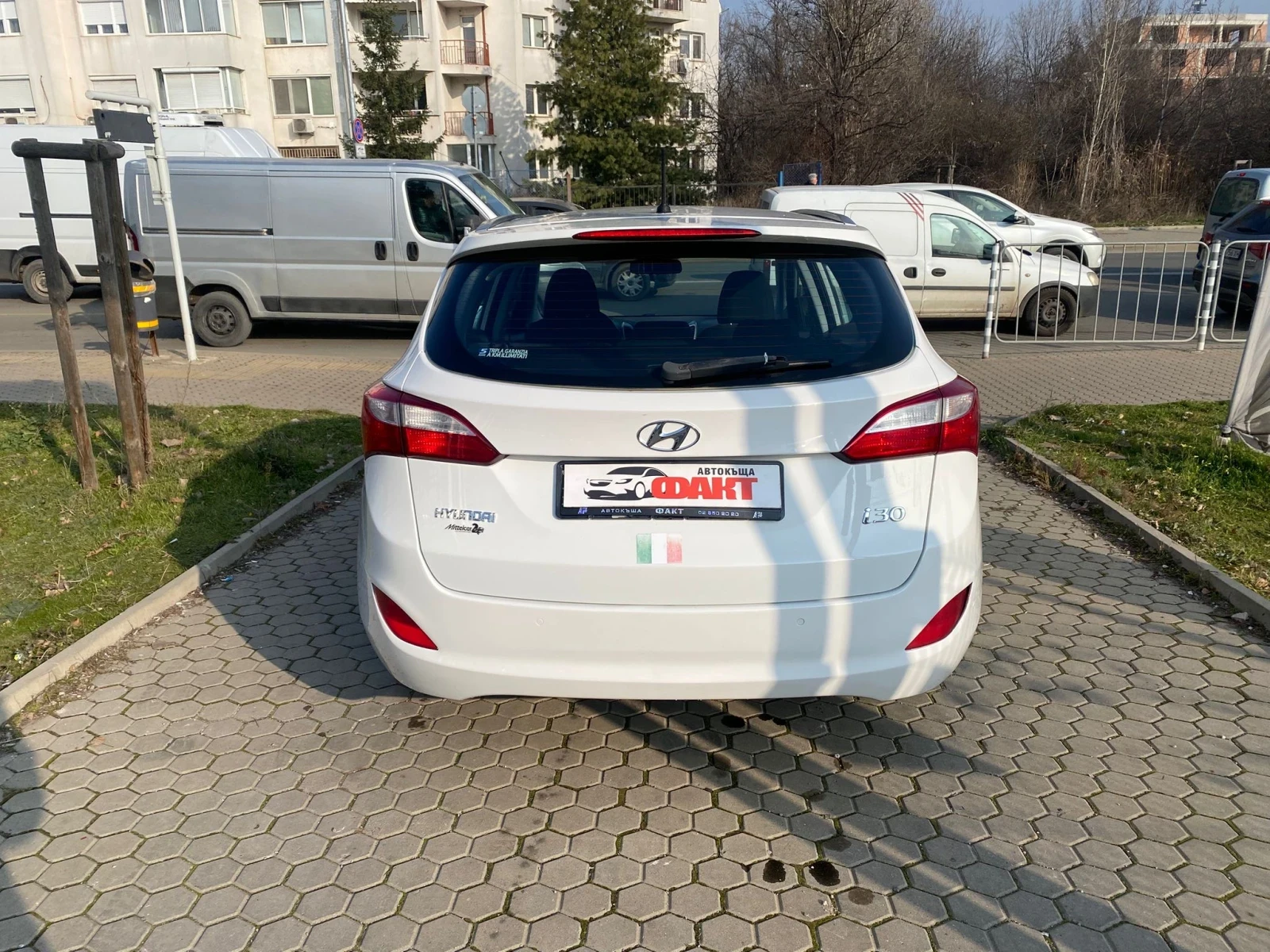 Hyundai I30 1.4i/EU.5B - изображение 5