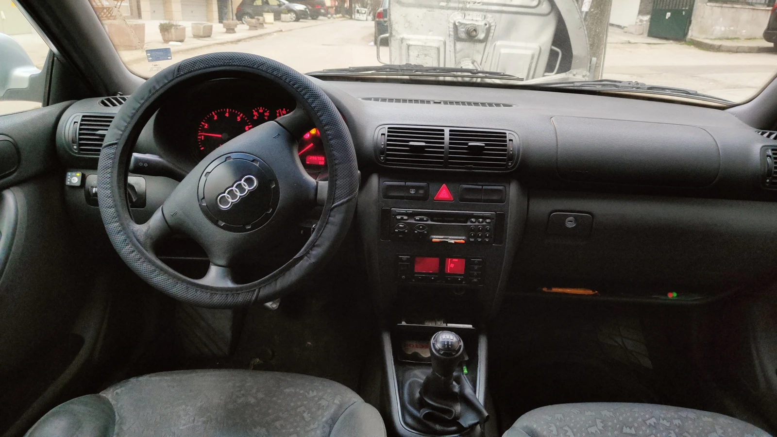 Audi A3 1.8i - изображение 5